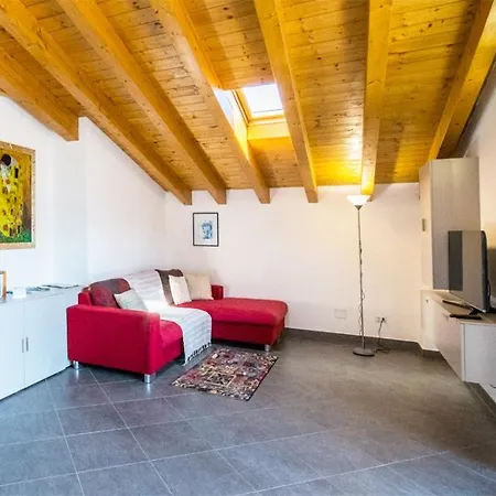 Bella Comacina Sp Dach-ferienwohnung